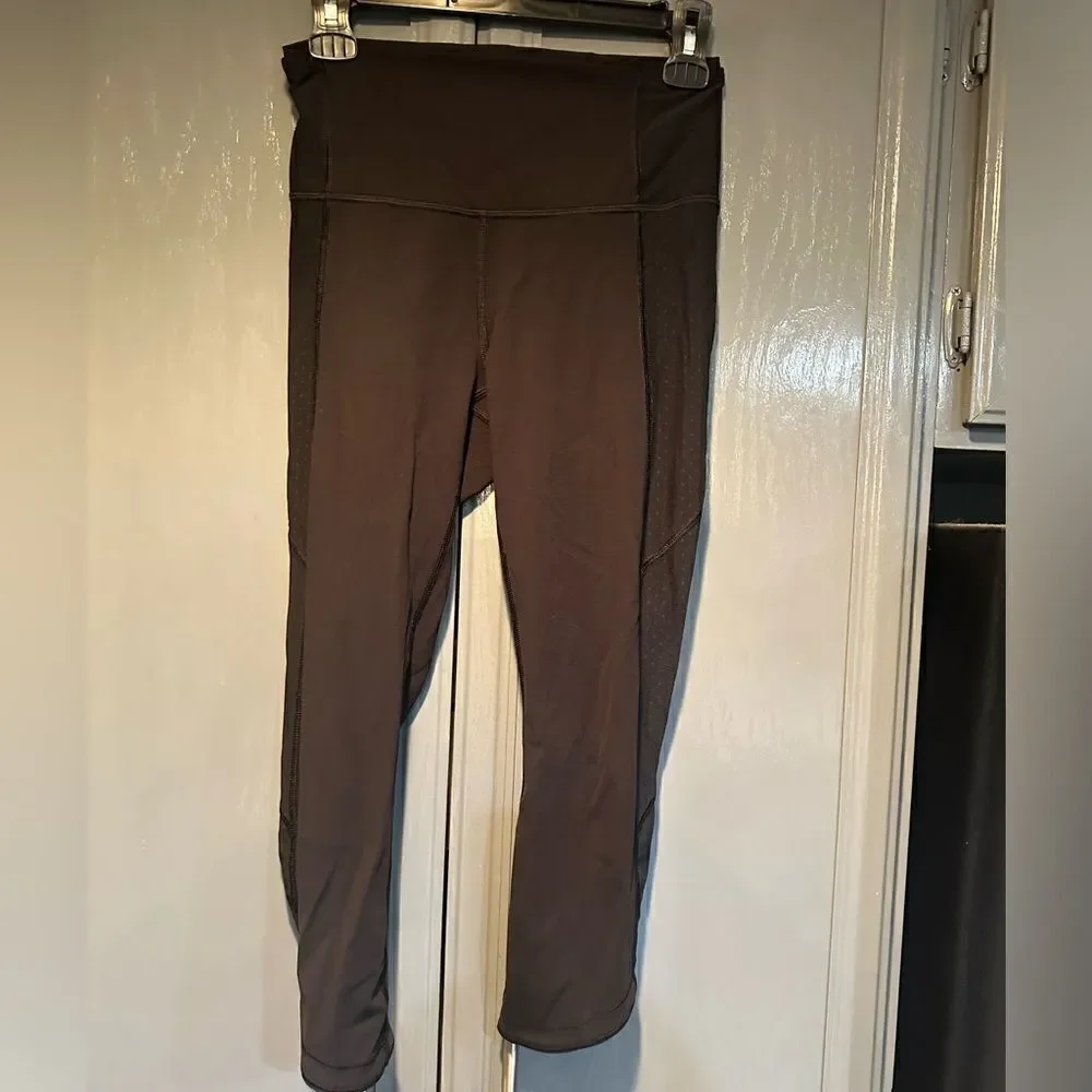 Lululemon Body Con Crop 6